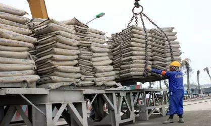 Persian Gulf-Arabian Sea FOB prices for cement decline in April, while clinker expands